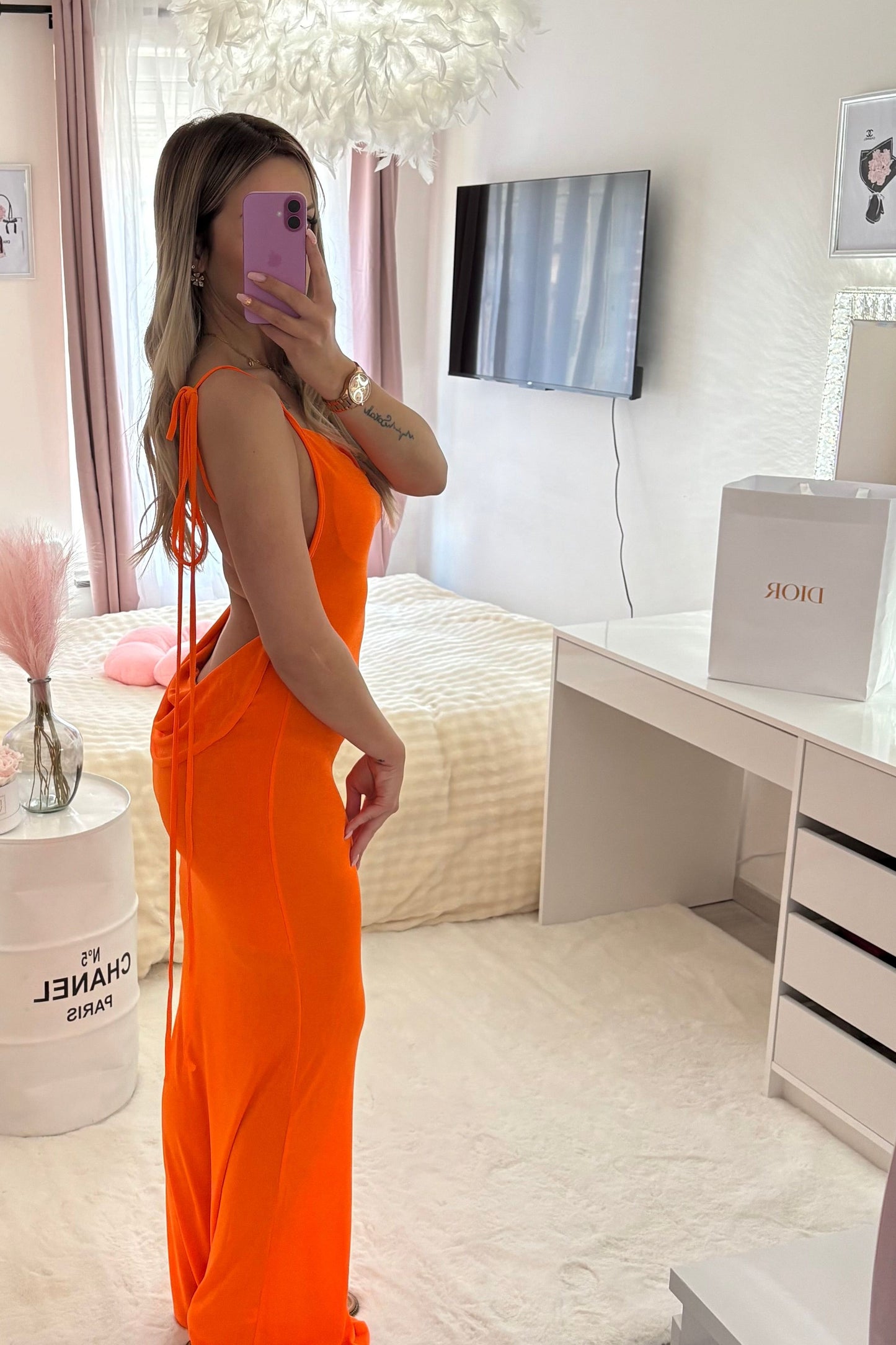 Robe dos nus