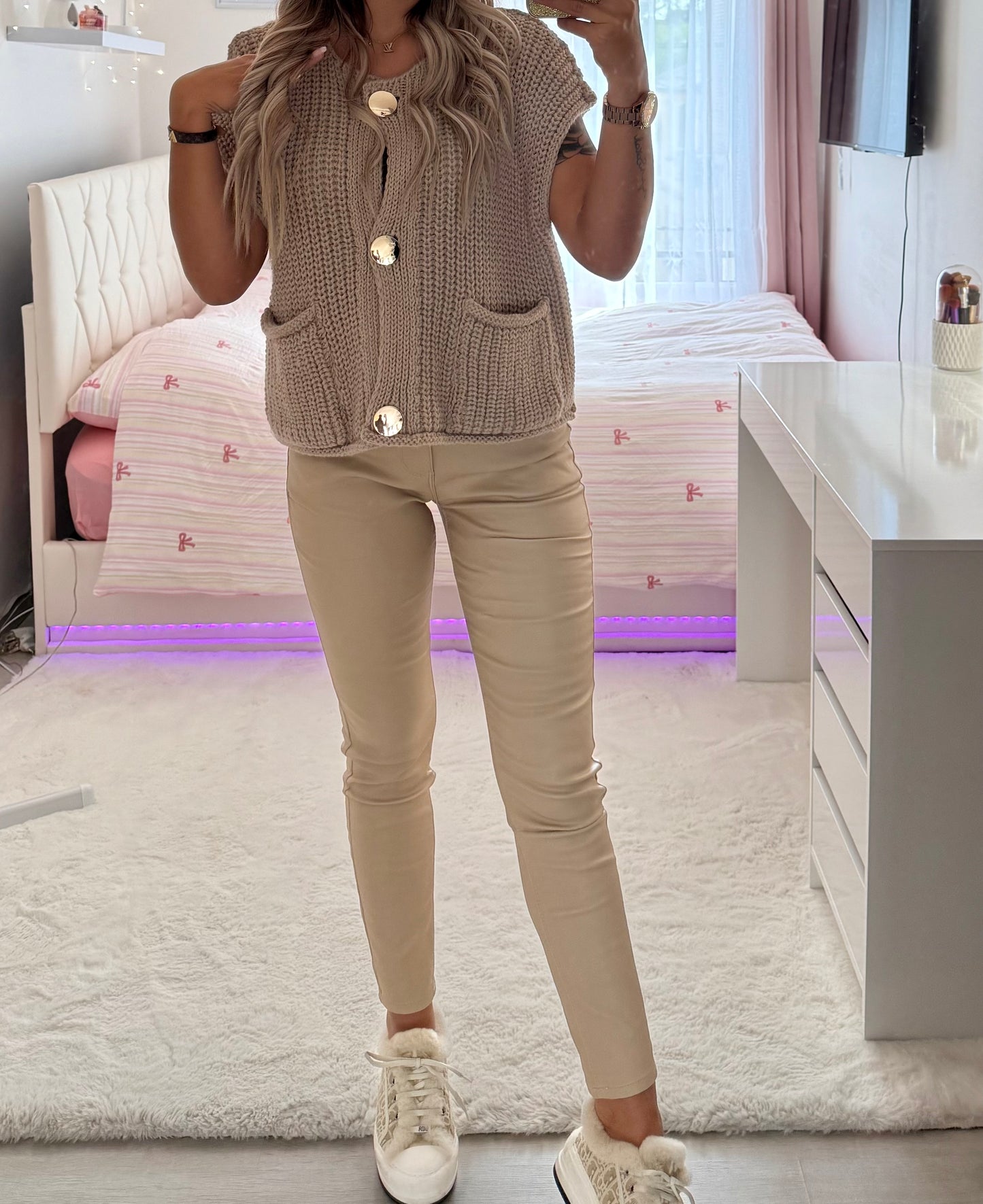 Gilet sans manches avec boutons