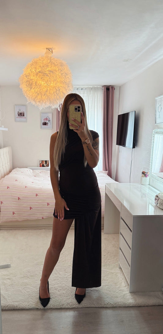 Robe longue asymétrique