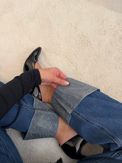 Jeans droit ourlet strassé
